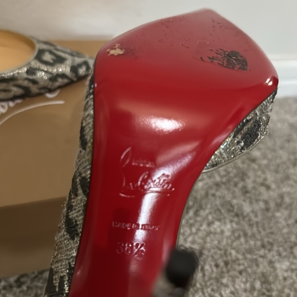 Christian Louboutin Iriza Stilettos - Picture 5 of 7